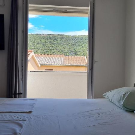 Apartmani Mlinar - Studio Apartment Grebastica Ngoại thất bức ảnh